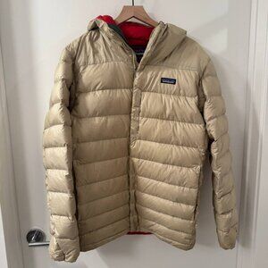 Patagonia Beige Puff Jacket Mens Size L
